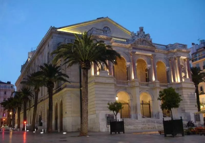 ホテル Ibis Toulon La Seyne Sur Mer