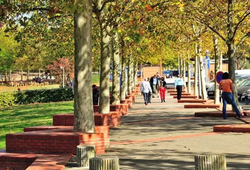 Relais Fasthotel Port Lauragais