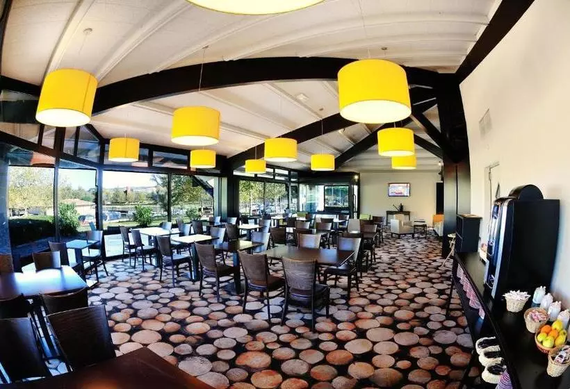 Relais Fasthotel Port Lauragais