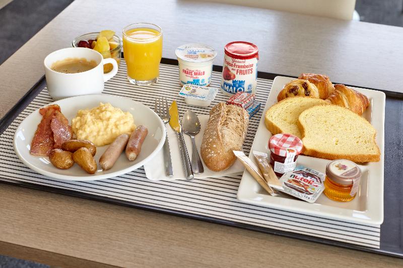 B&B HOTEL Cergy Port