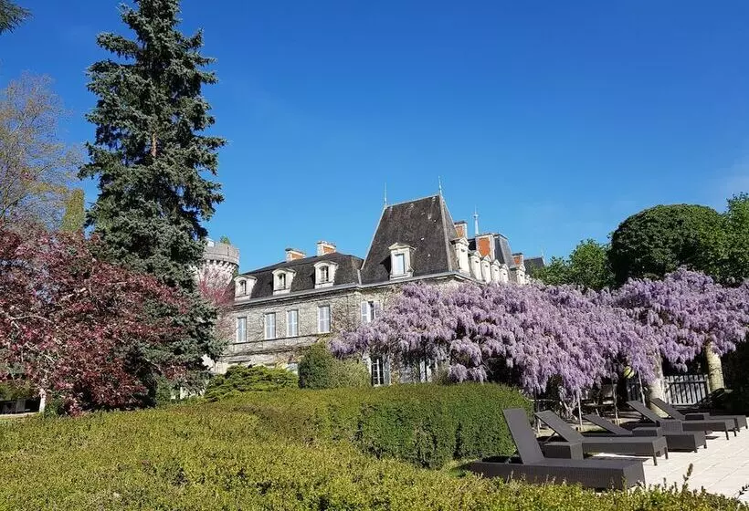 ホテル Château De Lalande   Teritoria   Périgueux