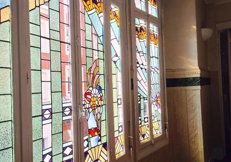 فندق De Normandie