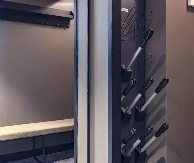 Отель Fahrenheit Seven Courchevel