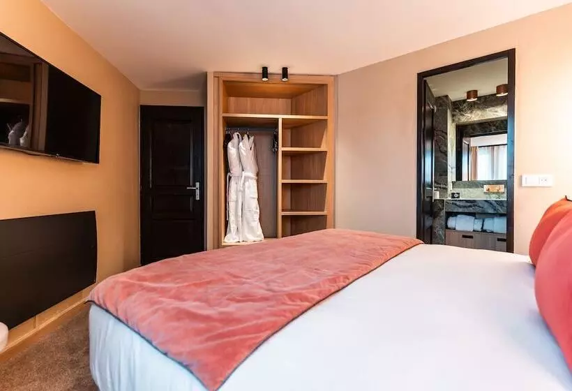 Отель Fahrenheit Seven Courchevel