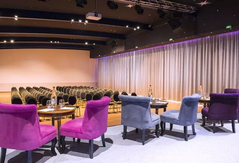 酒店 Hôtel C Suites Chambres Spacieuses