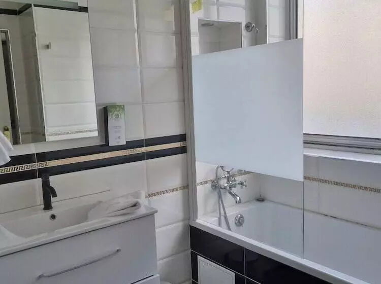 בית מלון כפרי Hôtel D’angleterre Rouen Centre