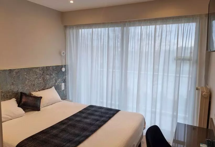 בית מלון כפרי Hôtel D’angleterre Rouen Centre