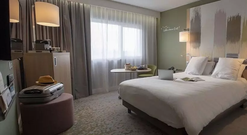 هتل Hôtel Mercure Reims Parc Des Expositions