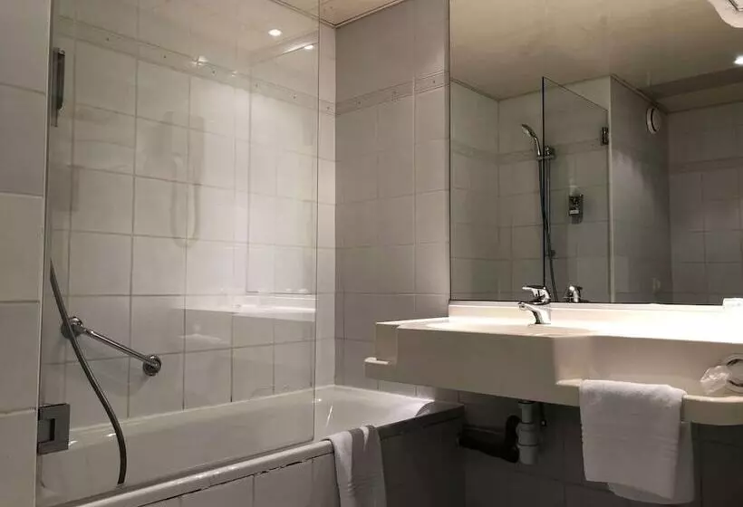 هتل Hôtel Mercure Reims Parc Des Expositions