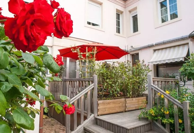 Отель Hôtel Moderne