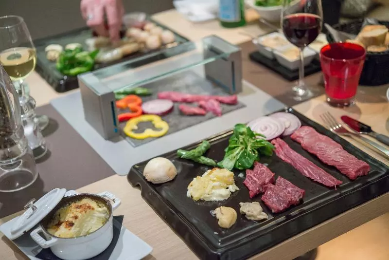 هتل Experimental Chalet Val D’isère