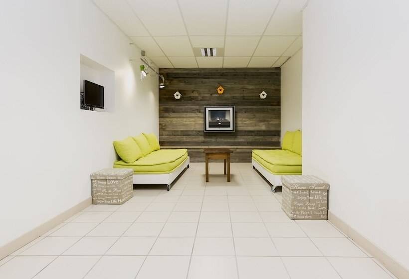 בית מלון כפרי Le Catinat Fleuri