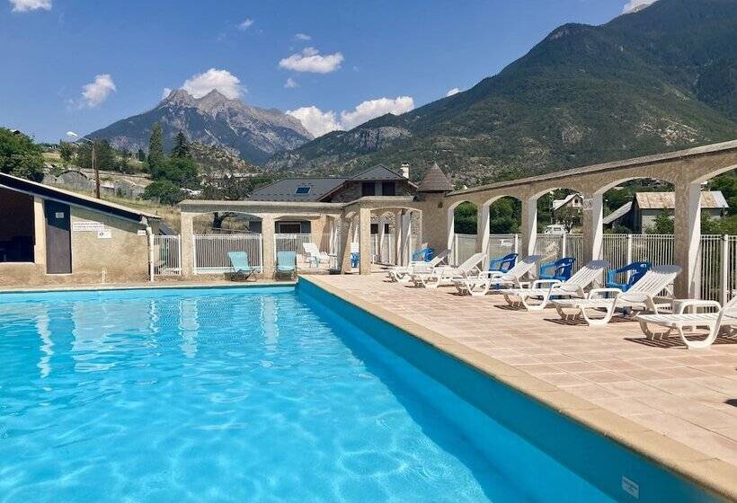 בית מלון כפרי Le Catinat Fleuri