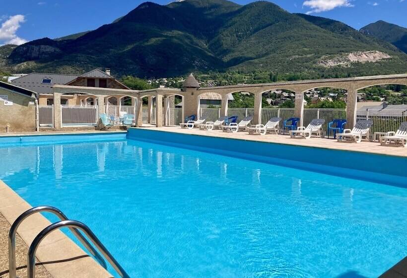 בית מלון כפרי Le Catinat Fleuri