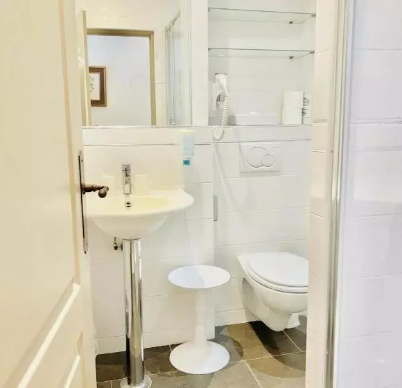 בית מלון כפרי & Restaurant Le Central Trouville