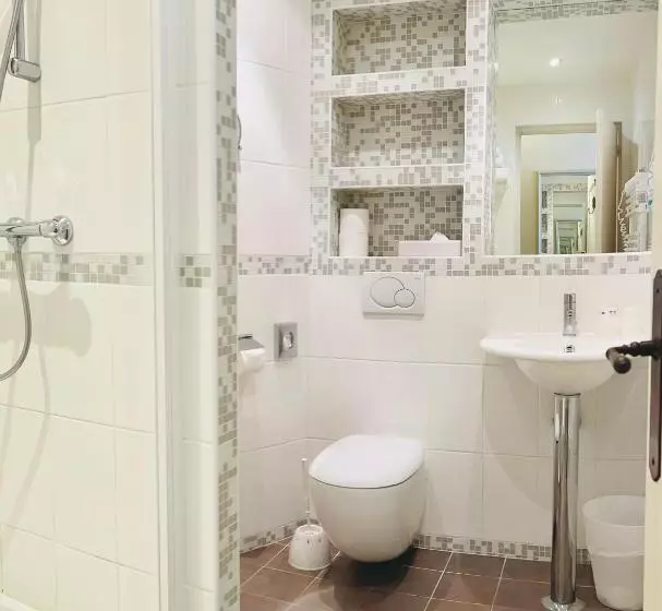 בית מלון כפרי & Restaurant Le Central Trouville