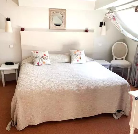 בית מלון כפרי & Restaurant Le Central Trouville