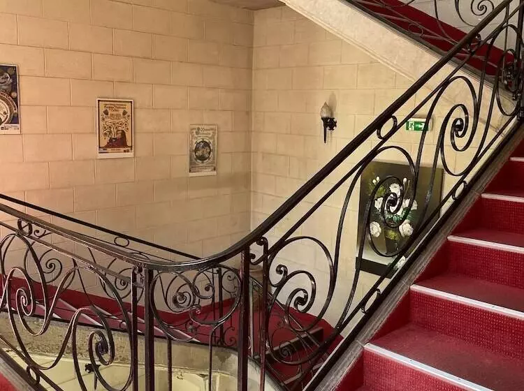 酒店 Le Medieval Palais Des Papes