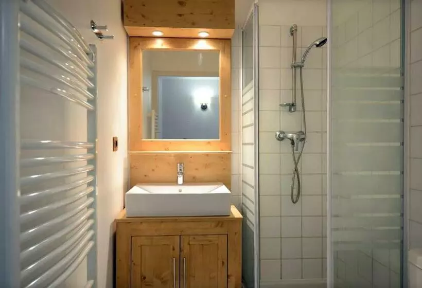 בית מלון כפרי Résidence Odalys Le Surf Des Neiges