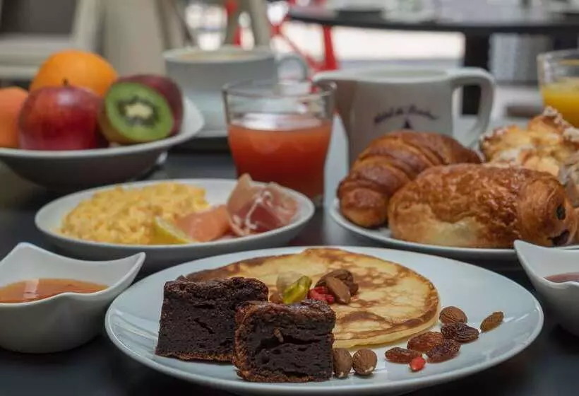 هتل The Originals Boutique, Hôtel Le Londres, Saumur