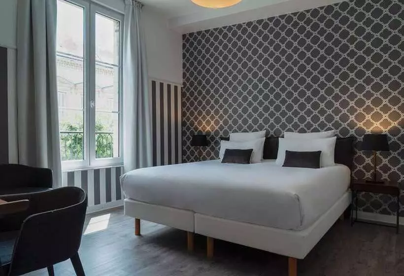هتل The Originals Boutique, Hôtel Le Londres, Saumur