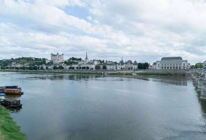 هتل The Originals Boutique, Hôtel Le Londres, Saumur