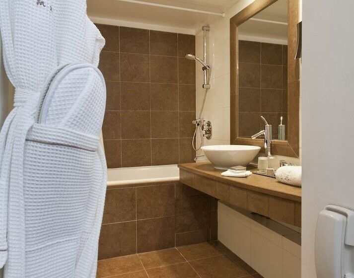 هتل La Villa Saint Germain Des Prés