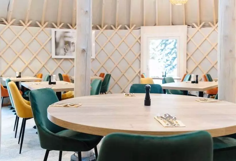 Lake Hotel Courchevel 1850