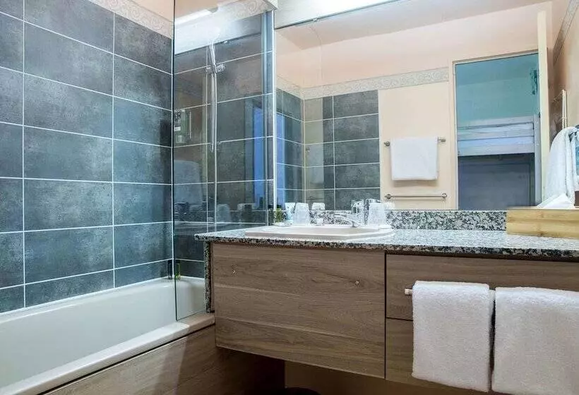 Lake Hotel Courchevel 1850