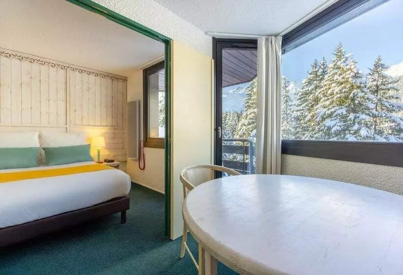 Lake Hotel Courchevel 1850