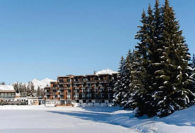 Lake Hotel Courchevel 1850