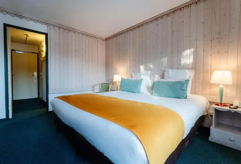 Lake Hotel Courchevel 1850