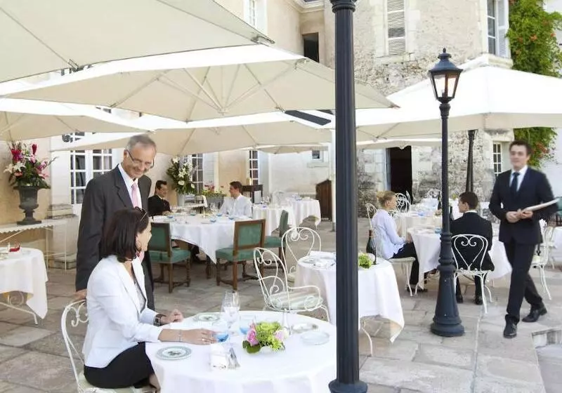 ホテル Chateau De Beauvois  La Maison Younan