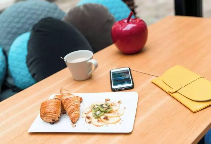 هتل Ibis Styles La Rochelle Centre