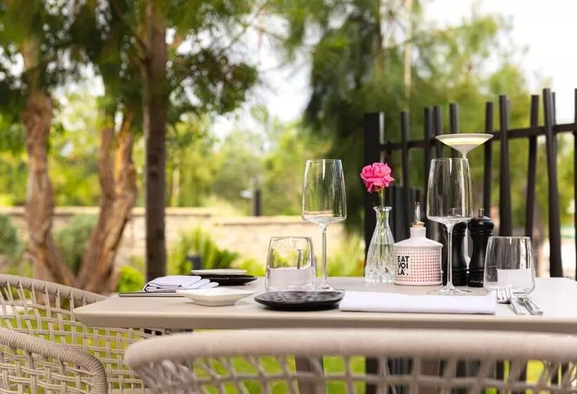 ホテル Ilot Du Golf, Bw Premier Collection