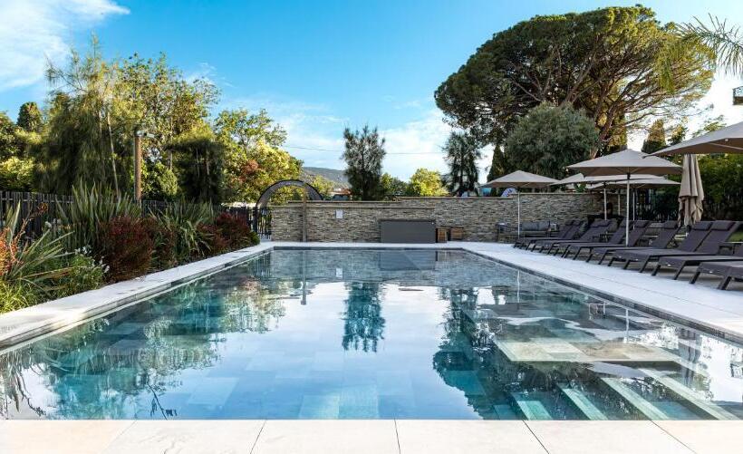 هتل Ilot Du Golf, Bw Premier Collection