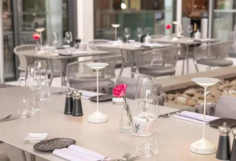 ホテル Ilot Du Golf, Bw Premier Collection