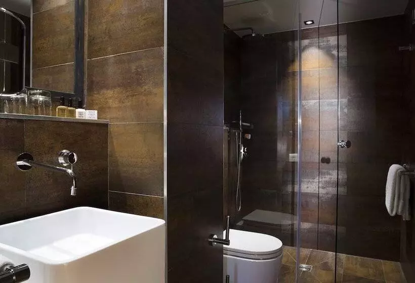 ホテル Le Chat Noir