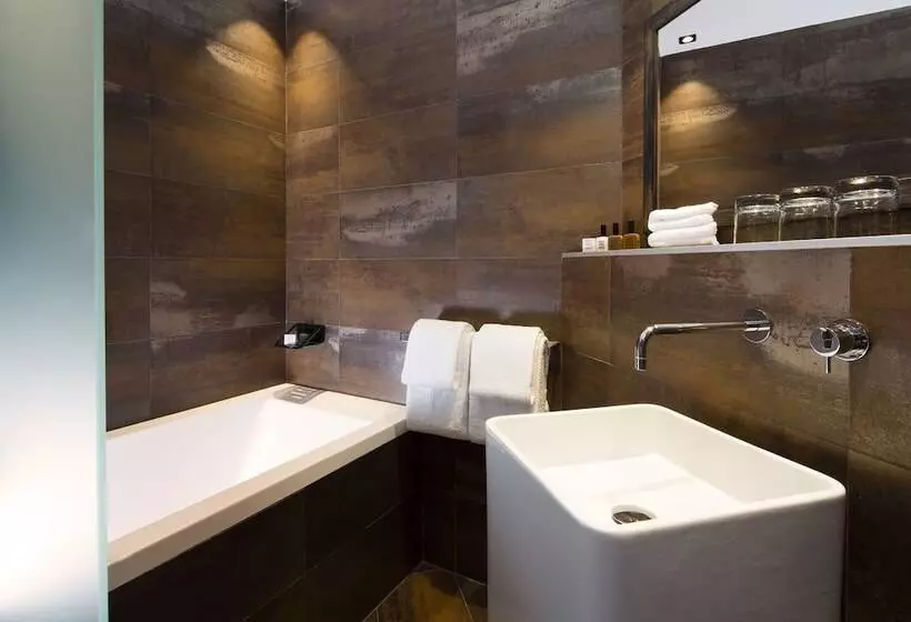 ホテル Le Chat Noir