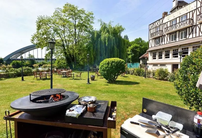 호텔 Hostellerie Saint Pierre