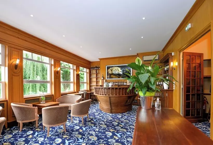 호텔 Hostellerie Saint Pierre