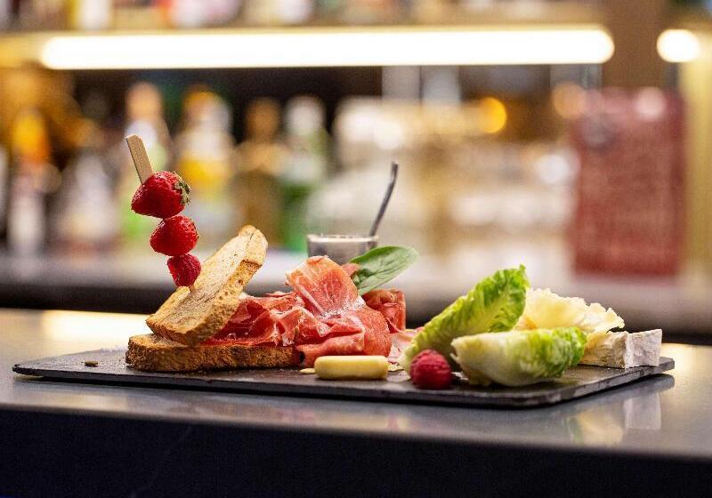 ホテル Mercure Bordeaux Centre Ville