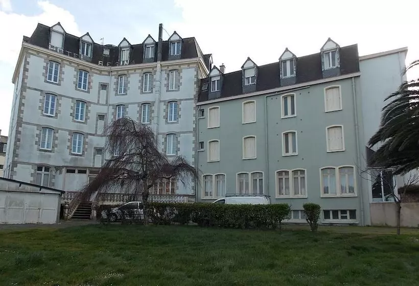 فندق Regina Roscoff