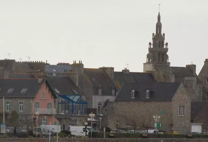 فندق Regina Roscoff