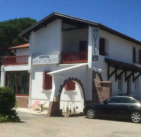 هتل Hôtel Saint Hubert