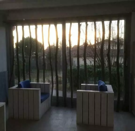 هتل Hôtel Saint Hubert