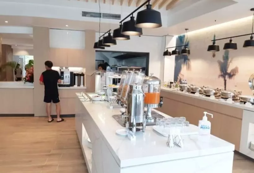 בית מלון כפרי Tanoa Plaza