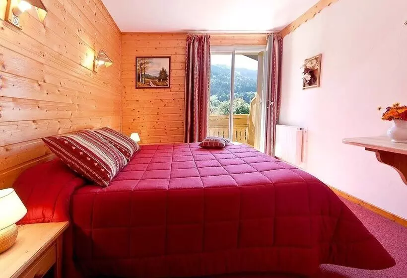 Logis Hotel Les Playes