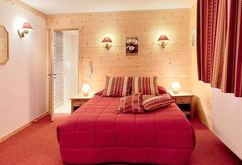 Logis Hotel Les Playes