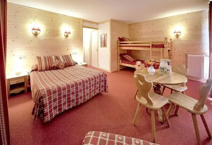 Logis Hotel Les Playes